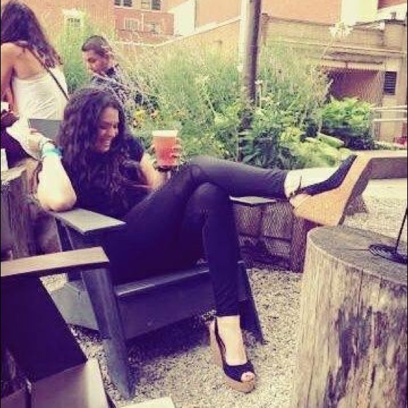 Meet your Posher, Emily - Picture 5 of 11